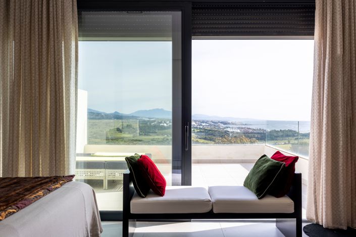 Image No.24-3 Bed Apartment for sale