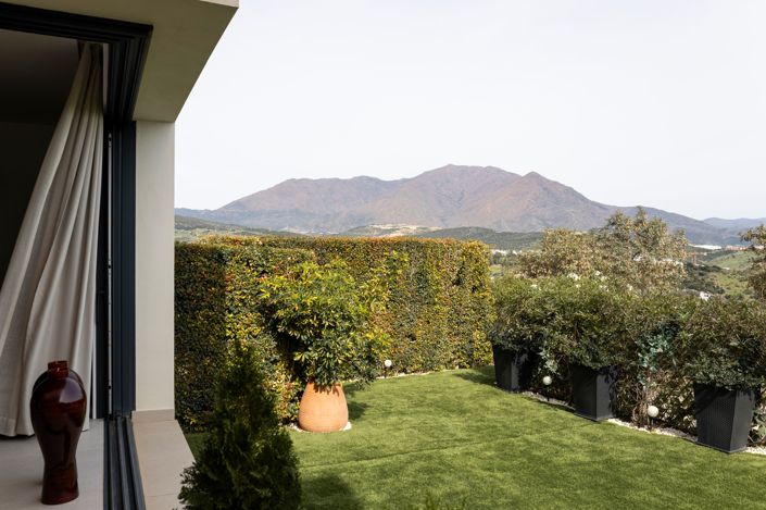 Image No.12-3 Bed Apartment for sale