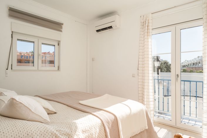 Image No.24-5 Bed Villa for sale