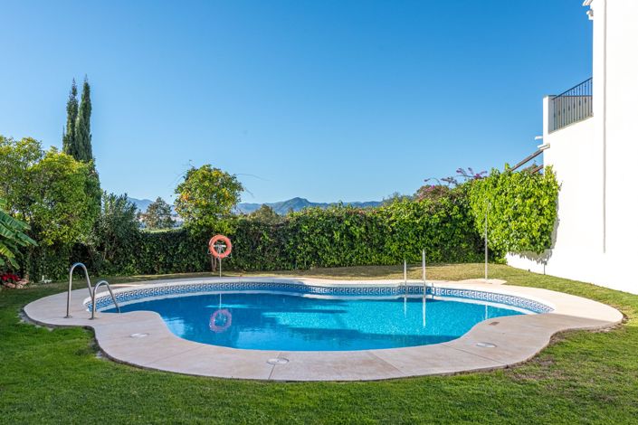 Image No.13-4 Bed Townhouse for sale