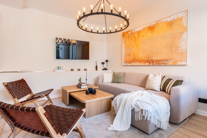 Image No.15-4 Bed Townhouse for sale