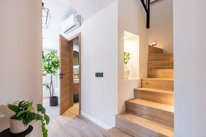 Image No.11-4 Bed Townhouse for sale