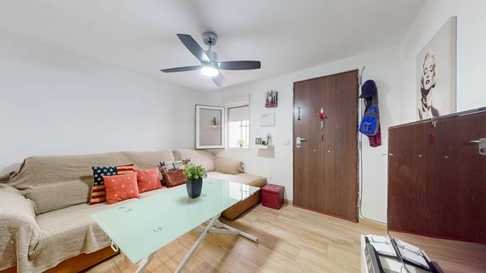 Image No.3-1 Bed House for sale