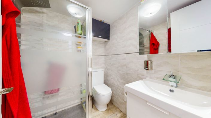 Image No.11-1 Bed House for sale