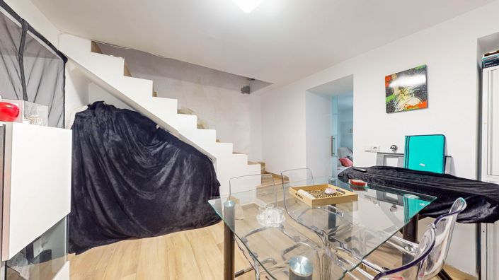 Image No.7-1 Bed House for sale