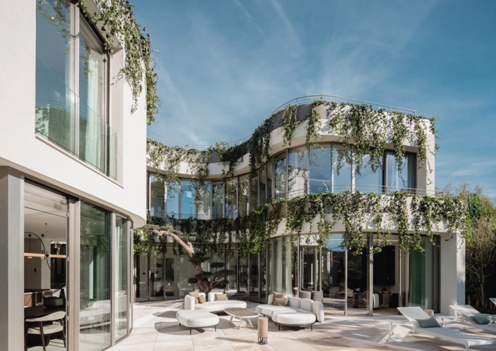 Image No.2-4 Bed Villa for sale