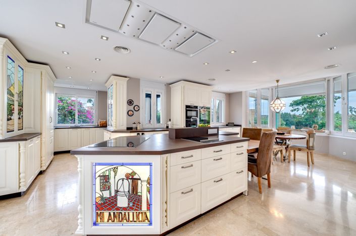 Image No.10-5 Bed Villa for sale