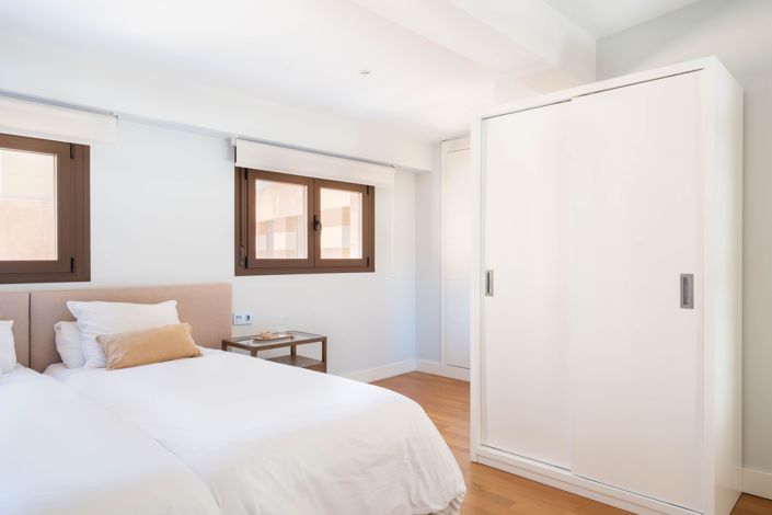 Image No.13-2 Bed Apartment for sale