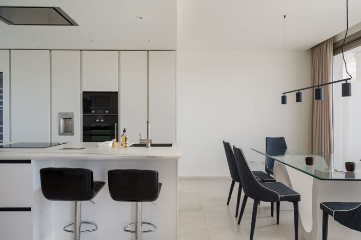 Image No.12-2 Bed Apartment for sale