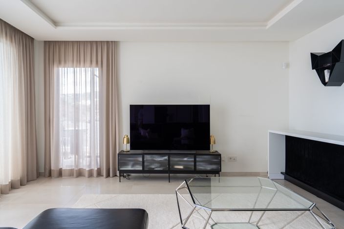 Image No.9-2 Bed Apartment for sale