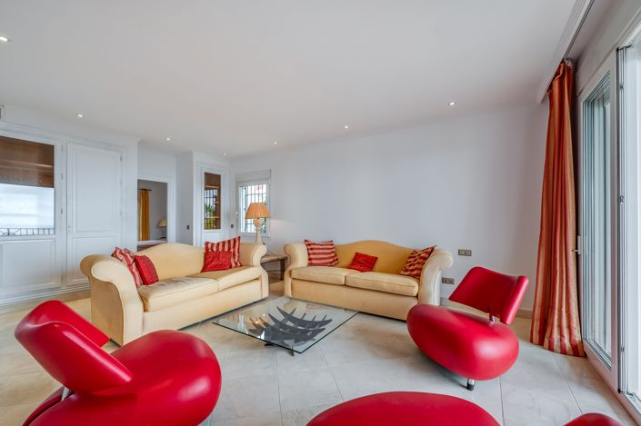 Image No.18-4 Bed Villa for sale