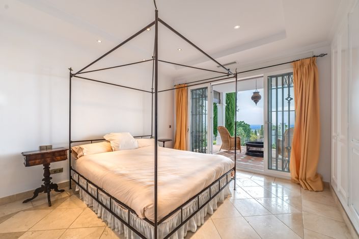 Image No.26-4 Bed Villa for sale