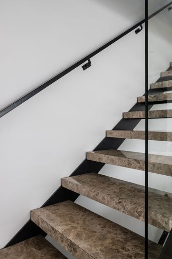 Image No.10-3 Bed Villa for sale