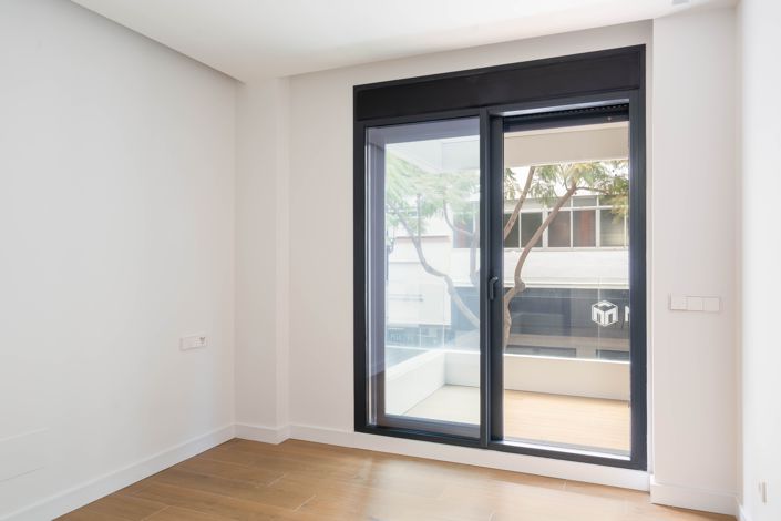 Image No.12-3 Bed Apartment for sale