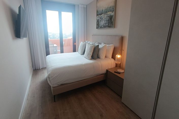 Image No.10-2 Bed Apartment for sale