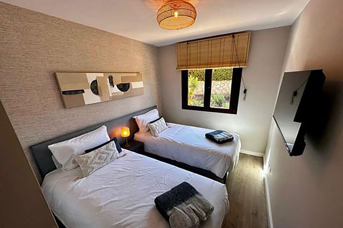 Image No.11-2 Bed Apartment for sale