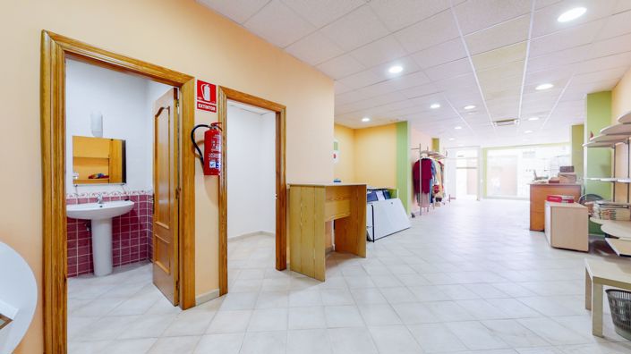 Image No.1-1 Bed Commercial for sale