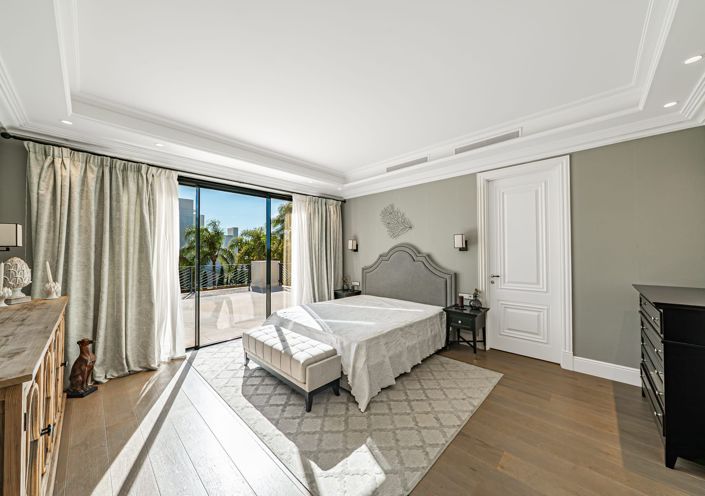 Image No.18-6 Bed Villa for sale