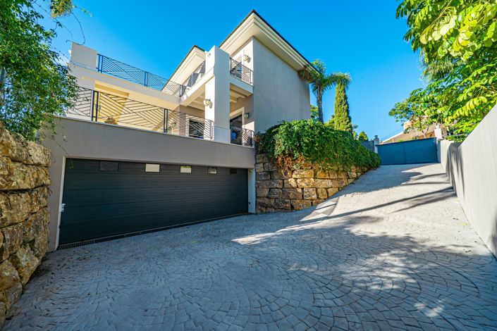 Image No.3-6 Bed Villa for sale