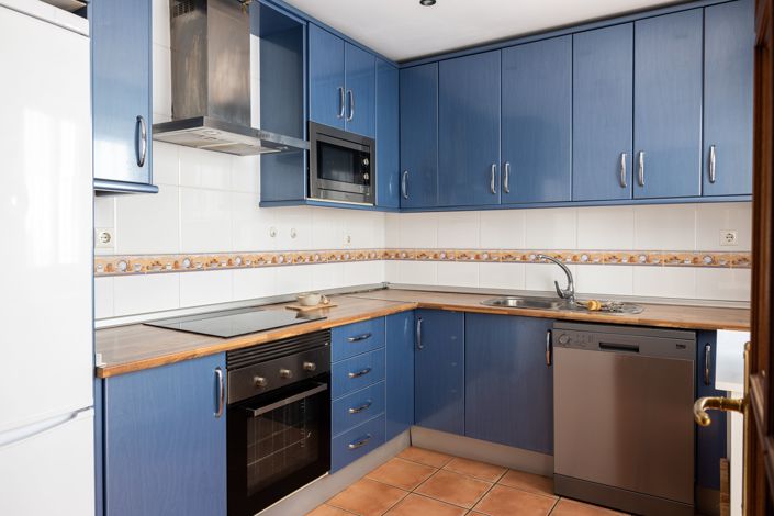 Image No.10-4 Bed Townhouse for sale