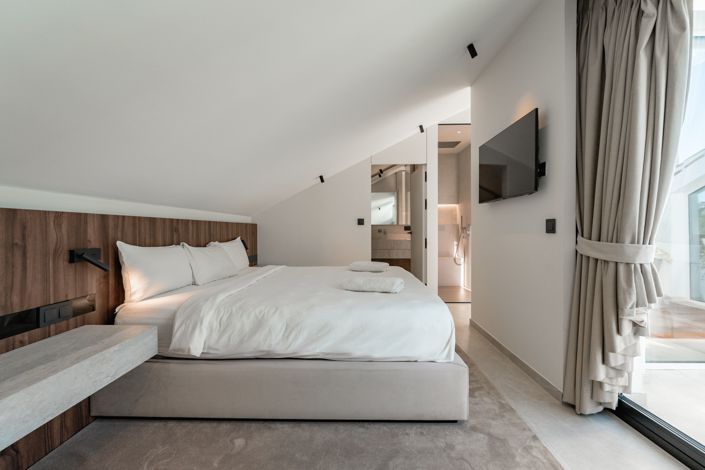 Image No.10-3 Bed Penthouse for sale