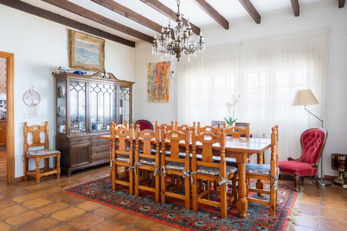 Image No.5-7 Bed Villa for sale