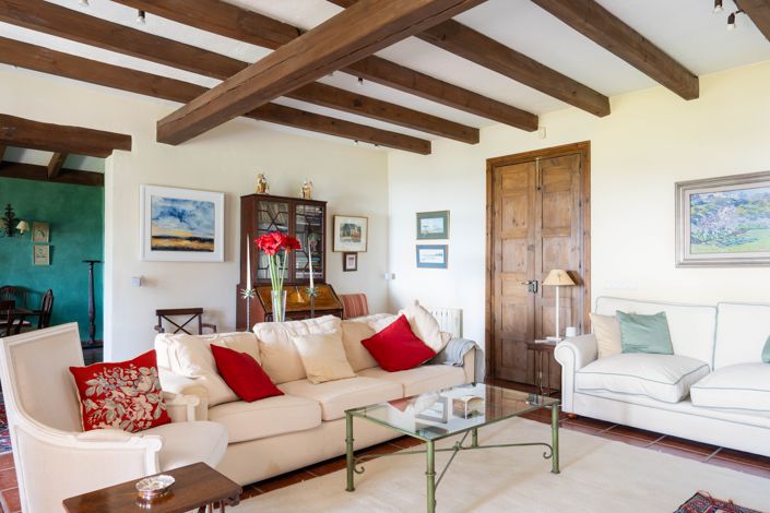 Image No.12-4 Bed Villa for sale