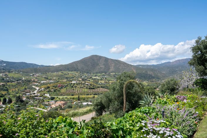 Image No.7-4 Bed Villa for sale