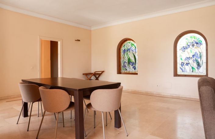 Image No.14-5 Bed House for sale