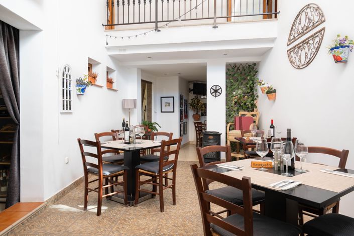 Image No.13-10 Bed Hotel for sale