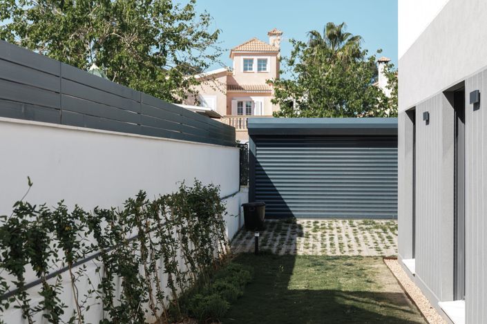 Image No.22-4 Bed Townhouse for sale