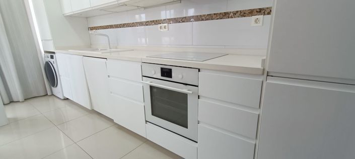 Image No.21-4 Bed Apartment for sale