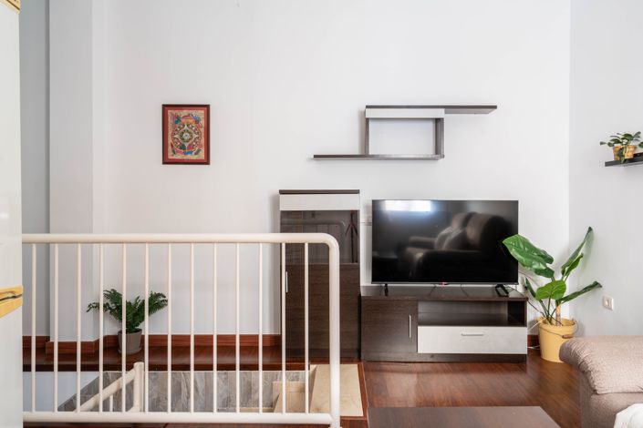 Image No.4-2 Bed House for sale