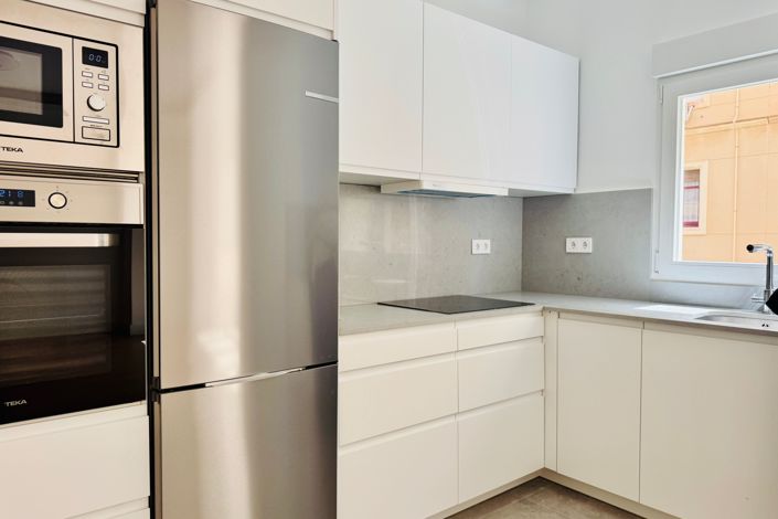 Image No.10-3 Bed Apartment for sale