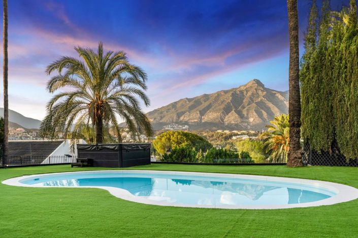 Image No.4-5 Bed House for sale