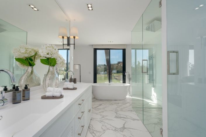 Image No.10-7 Bed House for sale