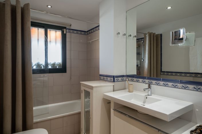 Image No.22-4 Bed Penthouse for sale