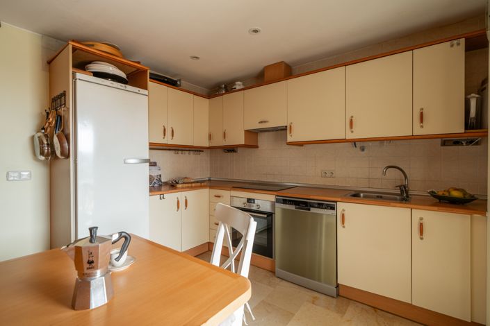 Image No.10-4 Bed Penthouse for sale