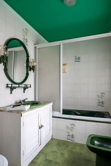 Image No.30-8 Bed House for sale