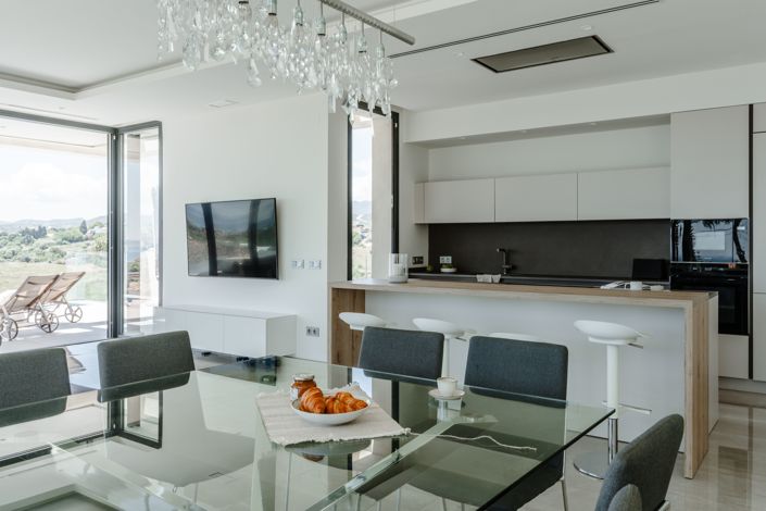 Image No.13-5 Bed House for sale