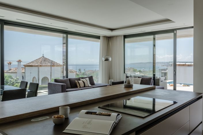 Image No.17-5 Bed House for sale