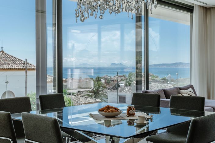 Image No.10-5 Bed House for sale