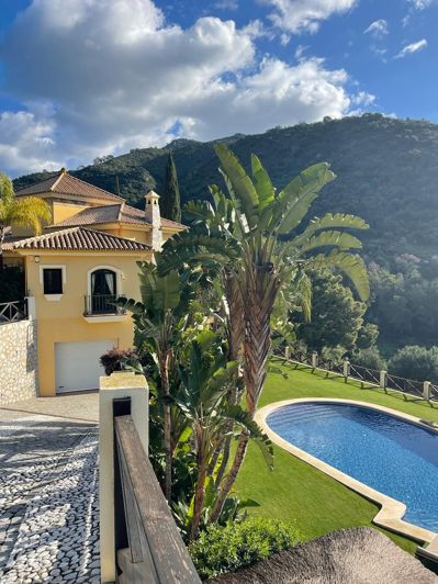 Image No.4-5 Bed Villa for sale