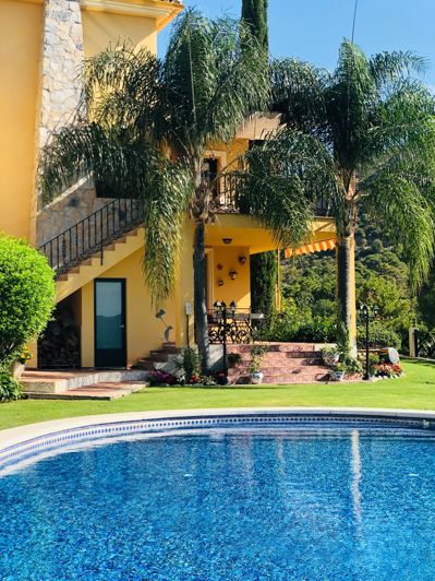 Image No.6-5 Bed Villa for sale