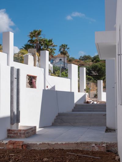 Image No.17-5 Bed Villa for sale