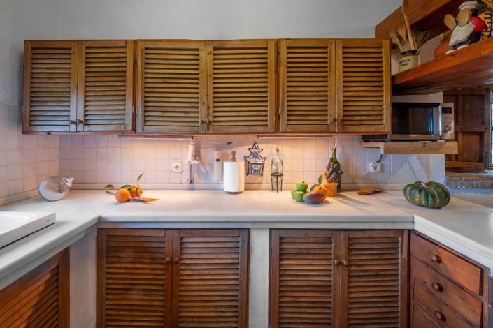 Image No.14-6 Bed House for sale