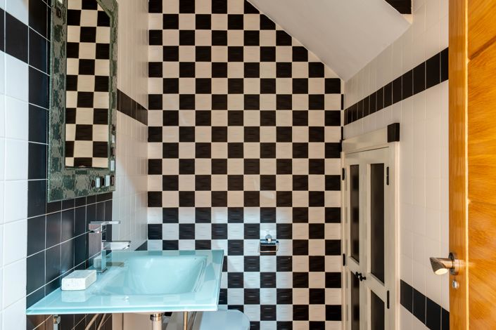 Image No.10-2 Bed Townhouse for sale