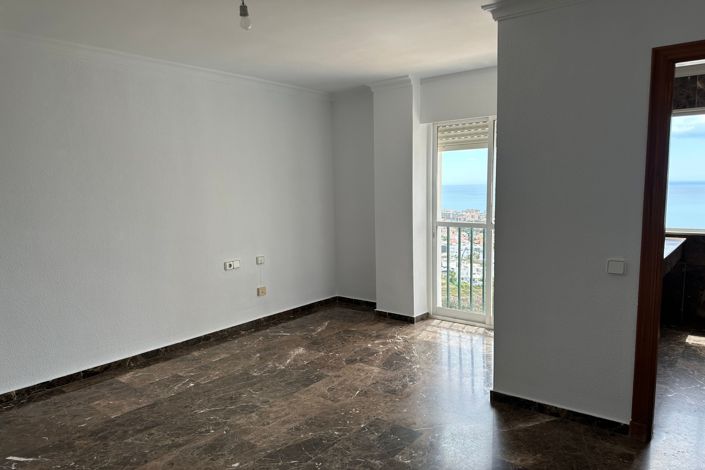 Image No.20-4 Bed Penthouse for sale