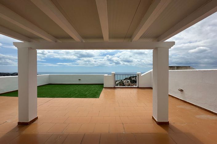 Image No.8-4 Bed Penthouse for sale