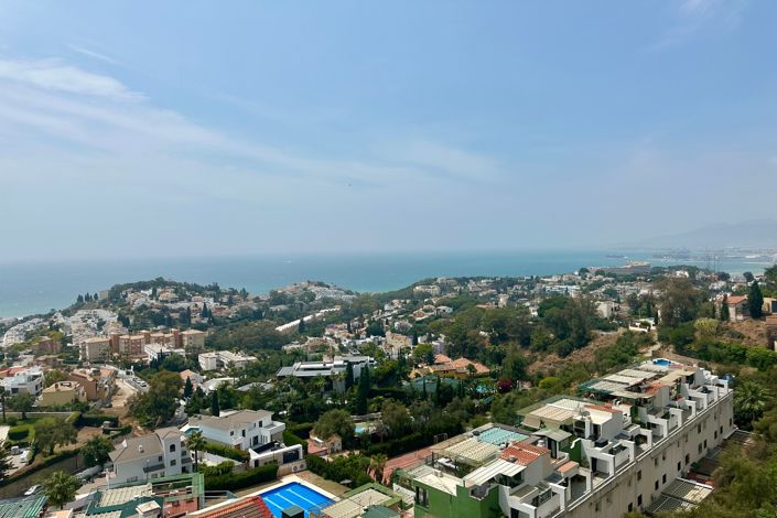 Image No.10-4 Bed Penthouse for sale